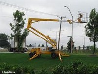 Haulotte Biljax 45XA articulated self propelled boom lift is great for tree cutting
